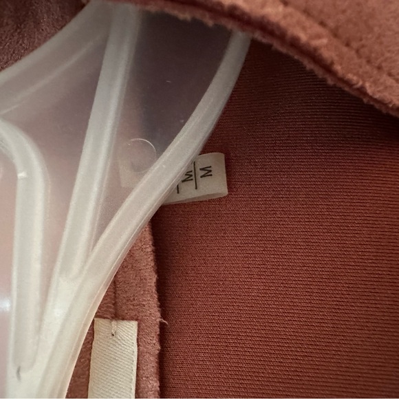 Elegant chamois leather jacket never worn . - Picture 5 of 5